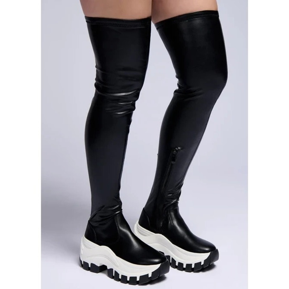 Azalea Wang Waylen Flatform Sneaker Boots Stretch Over Knee Size 7 Black NEW